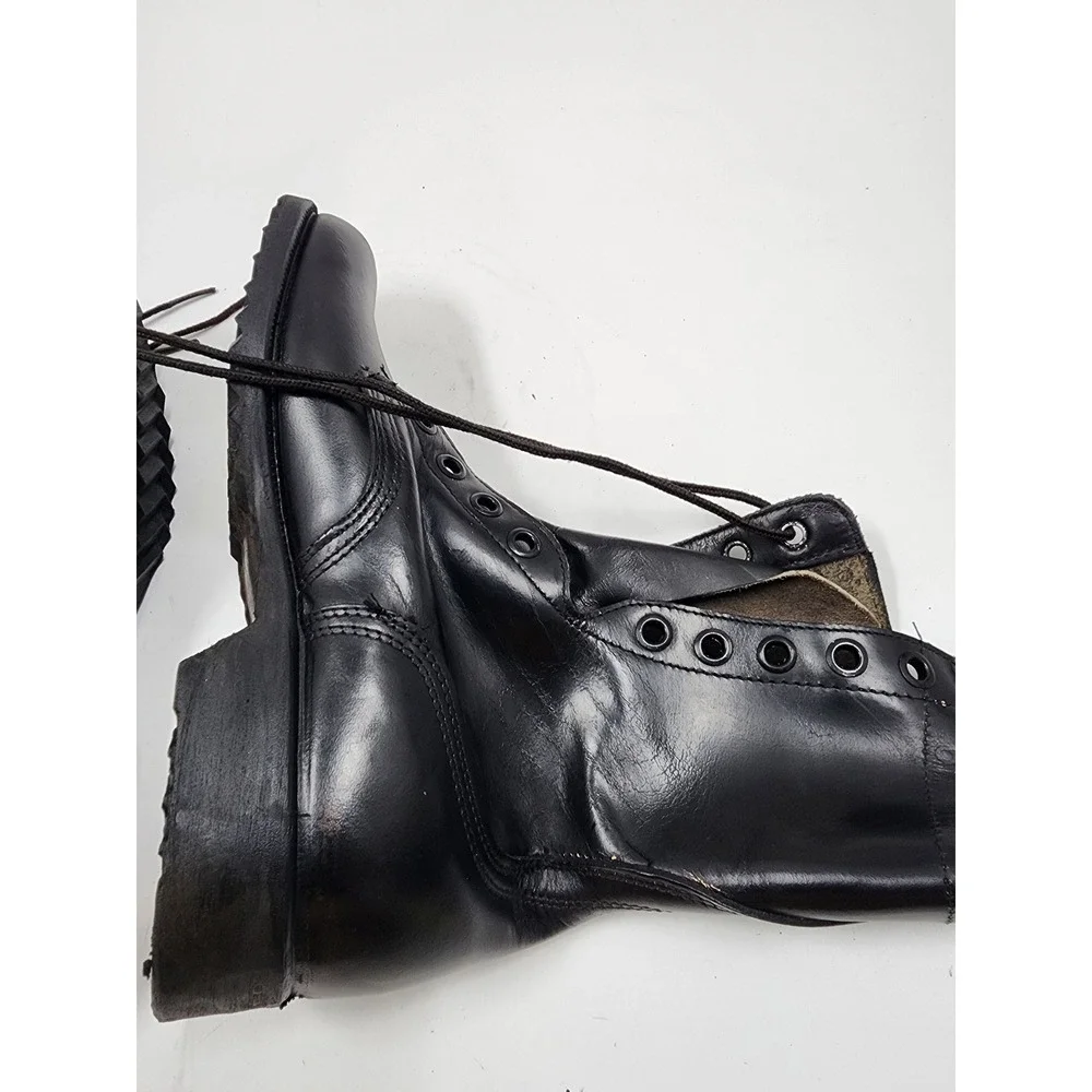 Unbranded vintage military